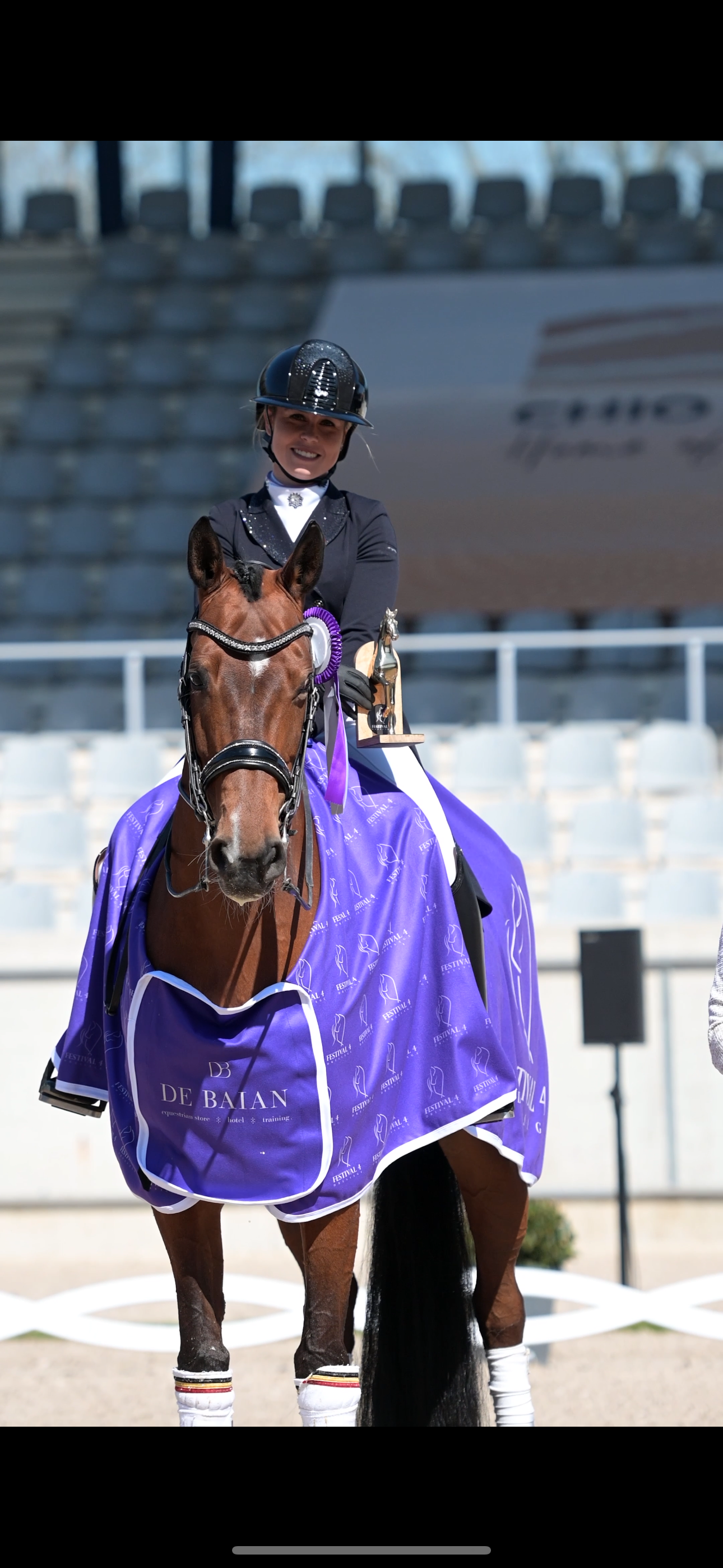 Victory in Aachen: Suraya Shines in CDI1* Freestyle with Benicia